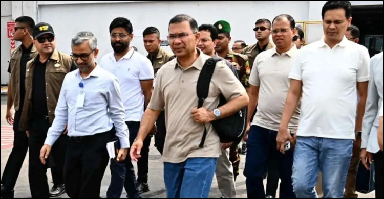 সিলেটে পৌঁছেছেন প্রধানমন্ত্রী, শ্রীমঙ্গলের পথে যাত্রা