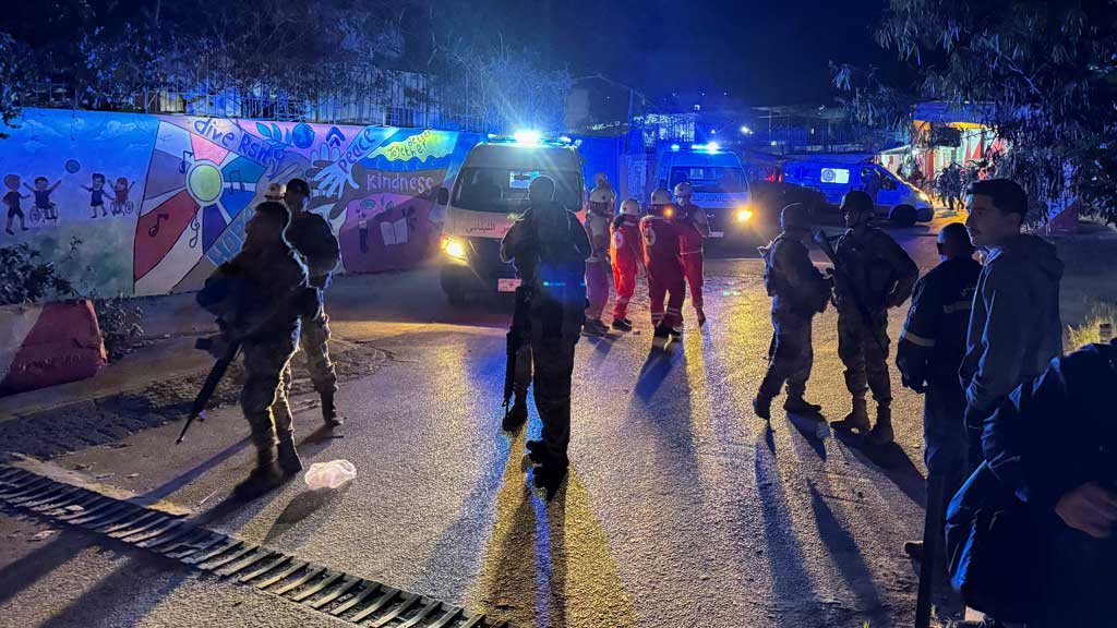 ফিলিস্তিনি শিবিরে ইসরাইলের হামলায় নিহত ১৩