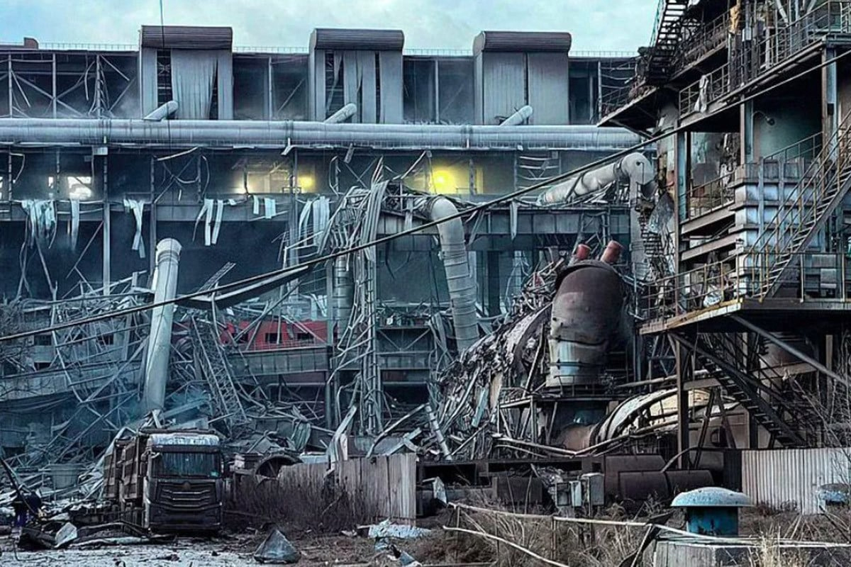 ইস্পাত কারখানায় বিস্ফোরণ, মৃতের সংখ্যা বেড়ে ৯