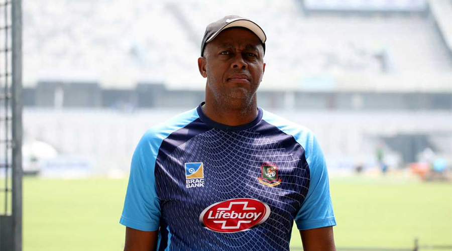 বিশ্বকাপে জিম্বাবুয়ের কোচিং স্টাফে বাংলাদেশের সাবেক বোলিং কোচ
