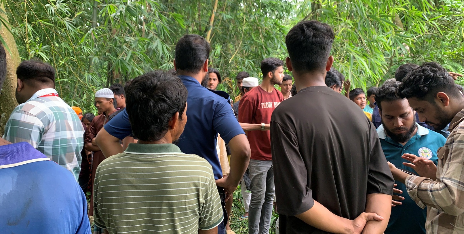 দেবীদ্বারে নির্জন এলাকার জঙ্গল থেকে অজ্ঞাত নারীর মৃতদেহ উদ্ধার