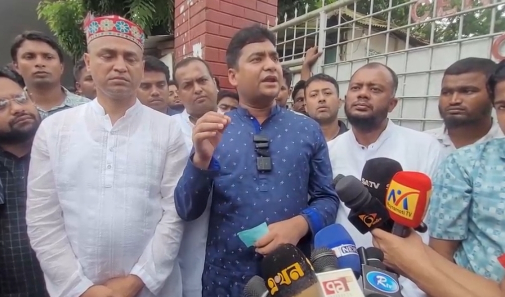 উপদেষ্টা আসিফ মাহমুদ মুরাদনগরে মাফিয়াতন্ত্র কায়েম করেছেন: নাছির উদ্দীন নাছির
