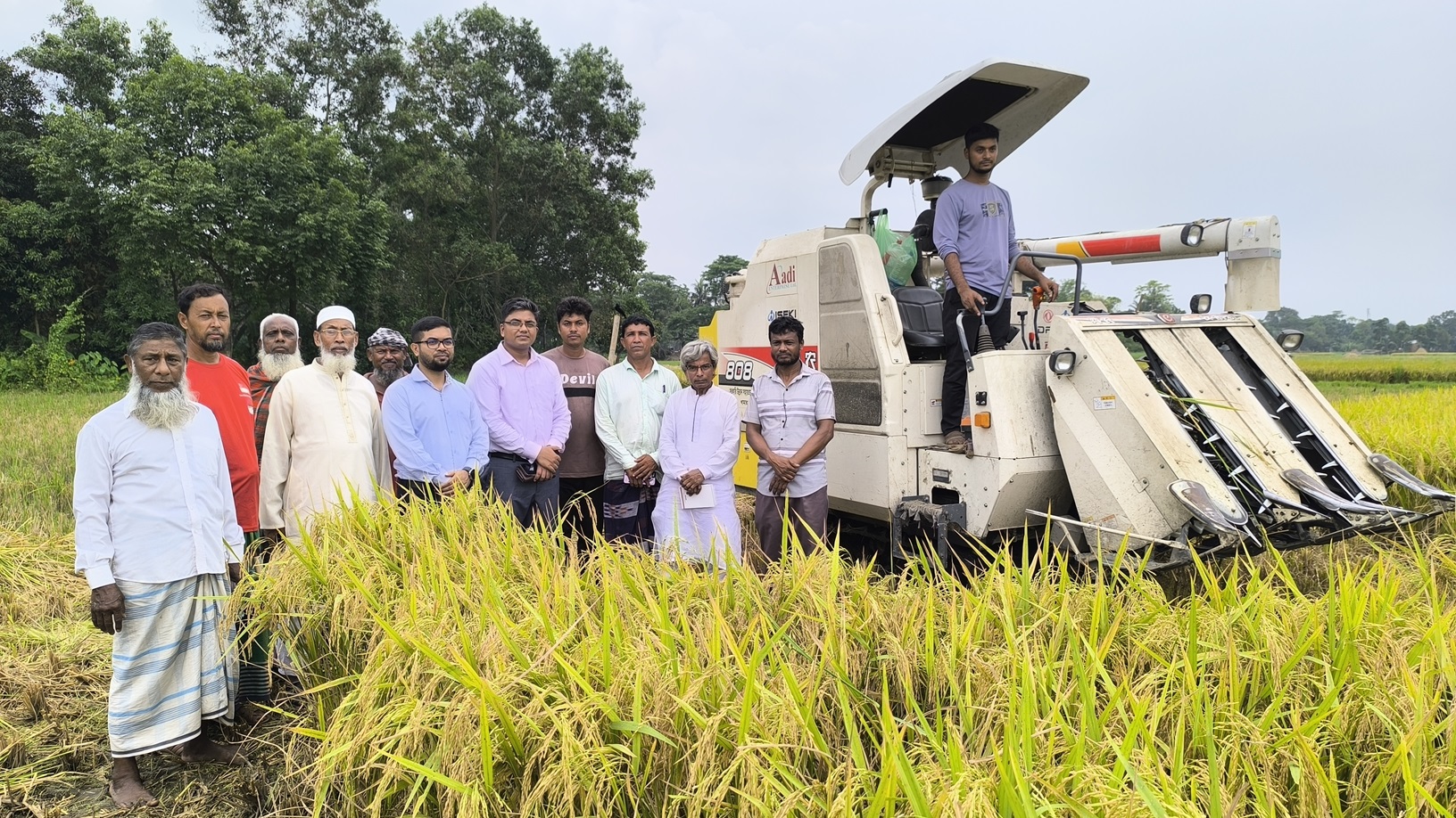 দেবীদ্বারে সমলয় চাষাবাদে যান্ত্রিকীকরণের সুফলে লাভবান কৃষক