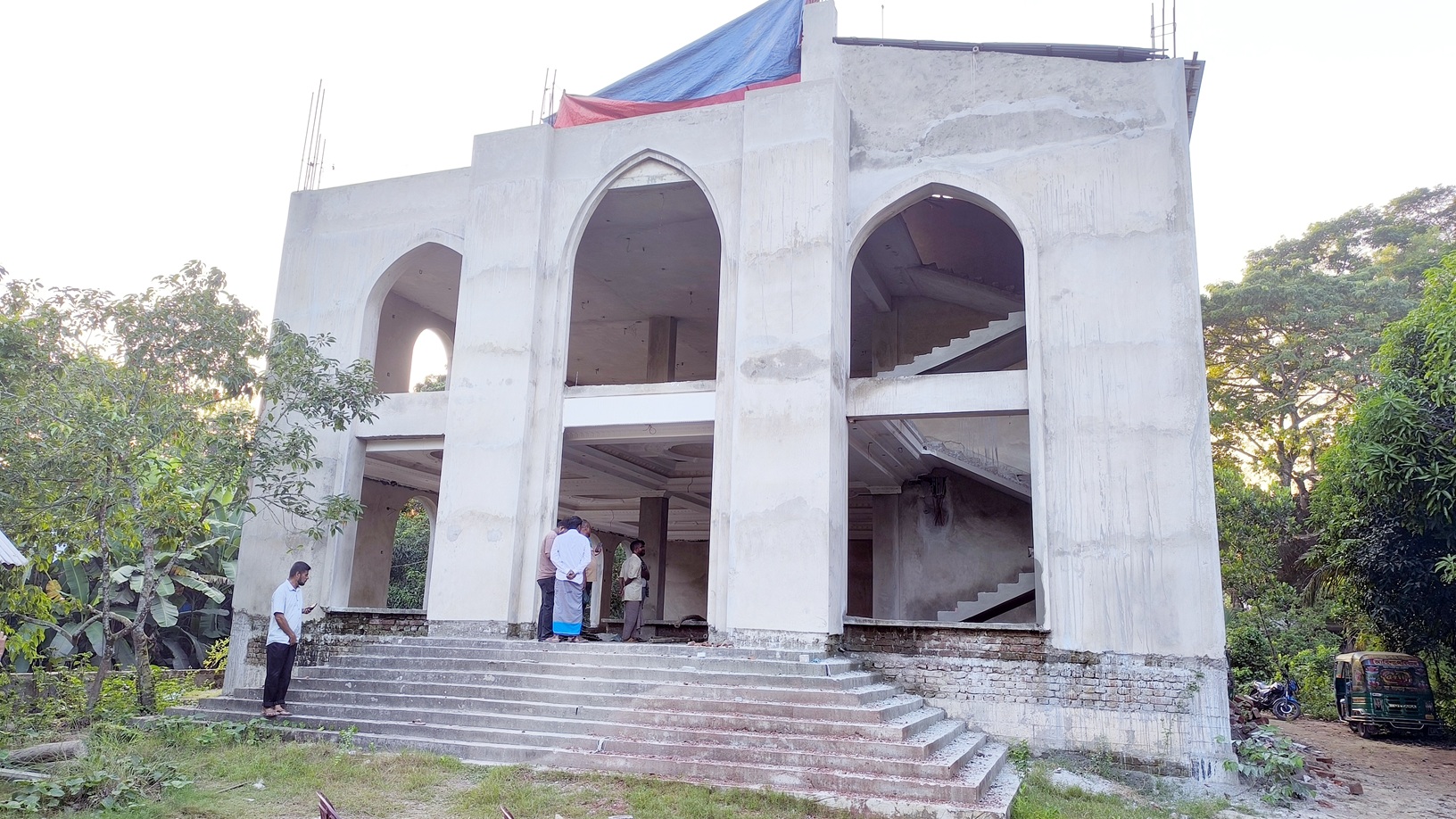 দেবীদ্বারে মসজিদ থেকে চার লাখ টাকার বৈদ্যুতিক তার চুরি