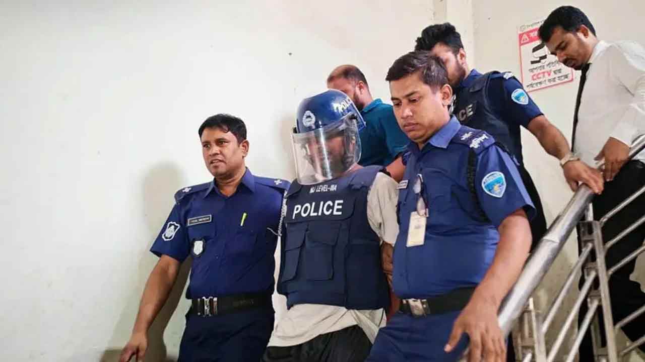 বহিষ্কৃত শিবির নেতা জিসান হাসপাতাল থেকে জেলে