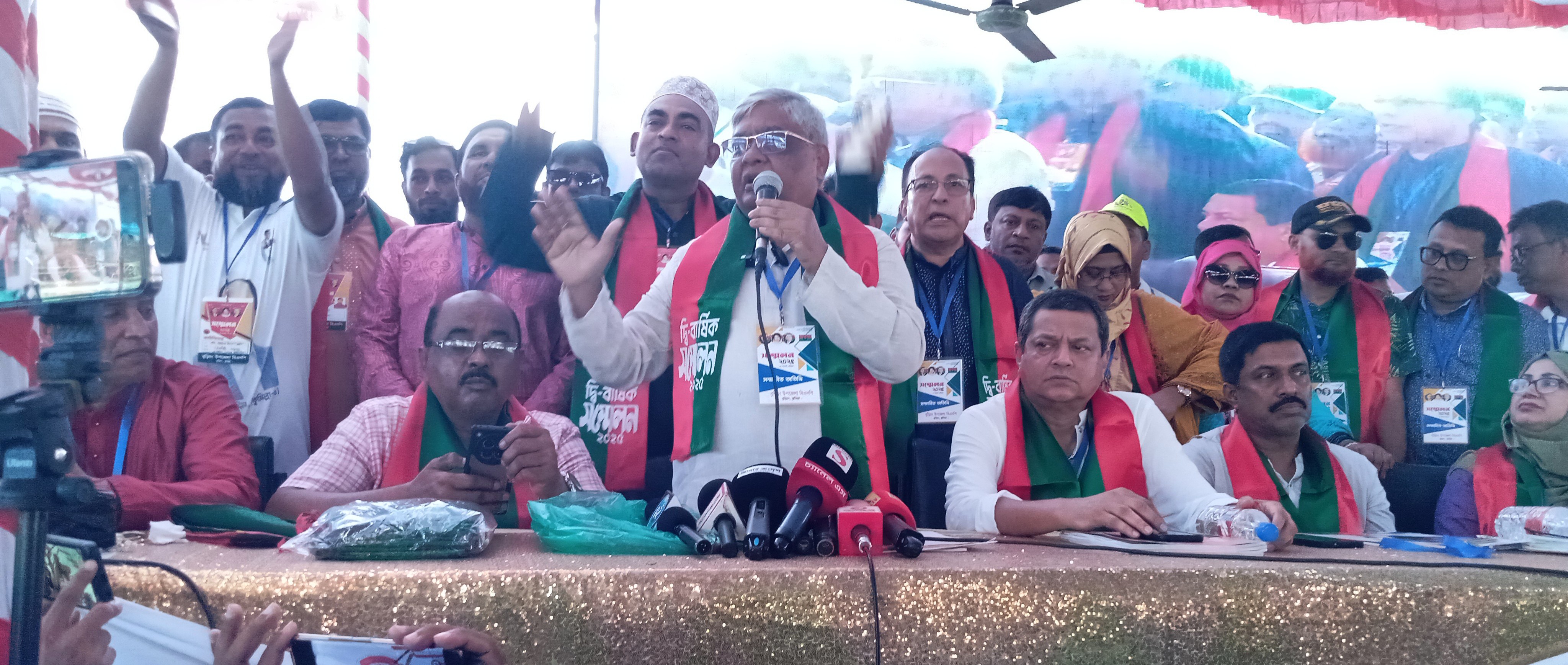 বুড়িচং উপজেলা বিএনপির সম্মেলনে বরকত উল্লাহ  বুলু