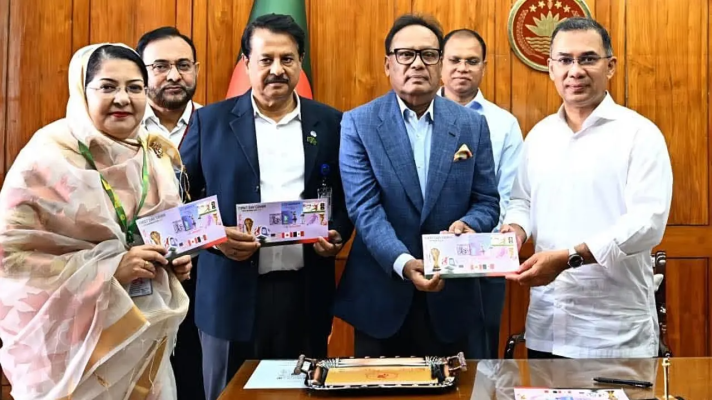বিশ্বকাপ ফুটবল উপলক্ষে স্মারক ডাকটিকিট উন্মোচন করলেন প্রধানমন্ত্রী