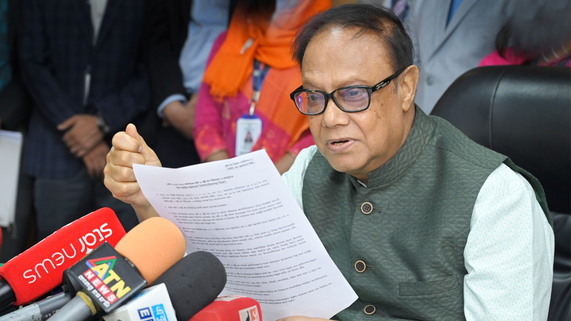 ব্যাংকের মূলধন ১০ শতাংশের নিচে হলে কোনো কর্মকর্তা বোনাস পাবেন না: গভর্নর