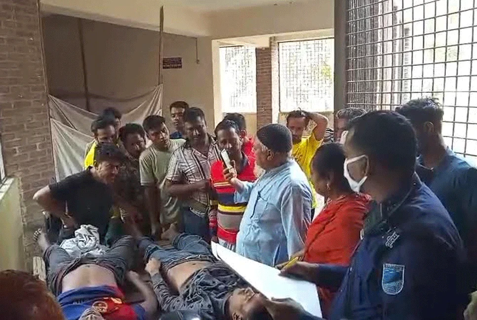 মুন্সীগঞ্জে চুরির অভিযোগে দুজনকে পিটিয়ে হত্যা