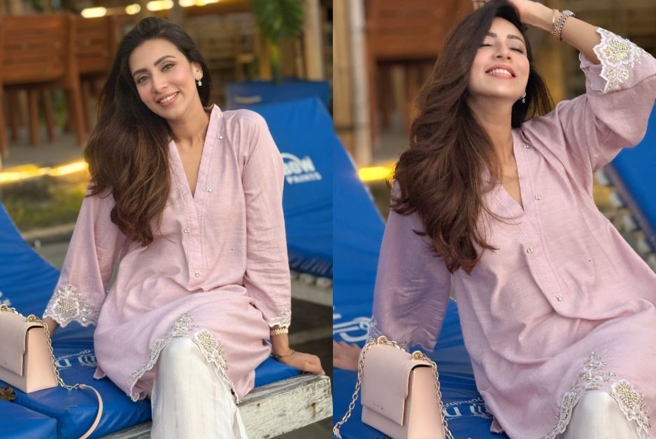 জন্মদিনে মুগ্ধতা ছড়ালেন মিম