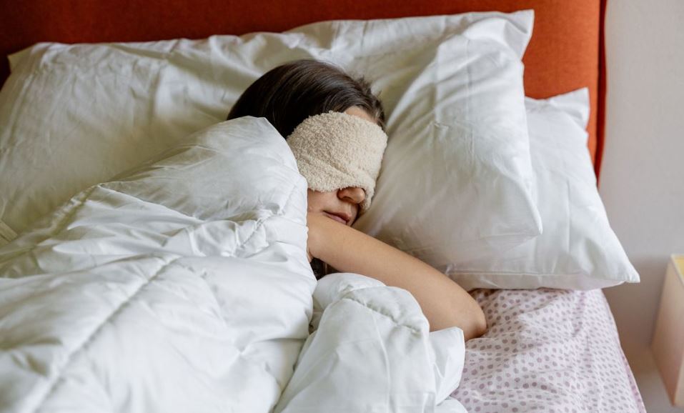 শীতে অলসতা কাটাতে যা করবেন