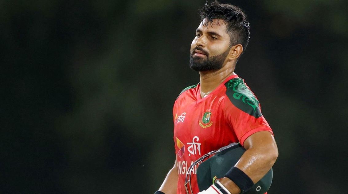 অবশেষে টি-টোয়েন্টির স্কোয়াডে ফিরলেন শামীম