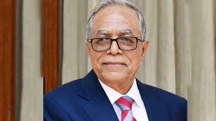 মধ্যরাতে দেশ ছাড়লেন সাবেক রাষ্ট্রপতি আবদুল হামিদ, সঙ্গে গেলেন আরো যারা