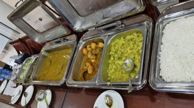 প্রধানমন্ত্রীর অফিসে খাবার-নাস্তার বাজেট ১৫০ টাকা