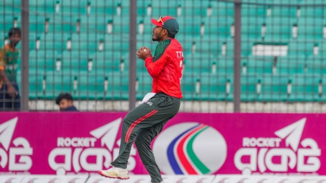 বিশ্বরেকর্ড গড়লেন তামিম