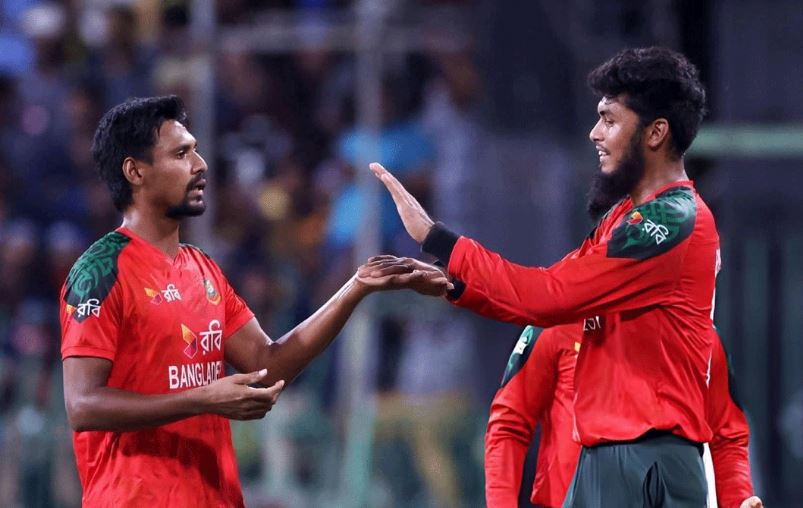‘দ্য হানড্রেড’ নিলামের চূড়ান্ত তালিকায় রিশাদ ও মোস্তাফিজ
