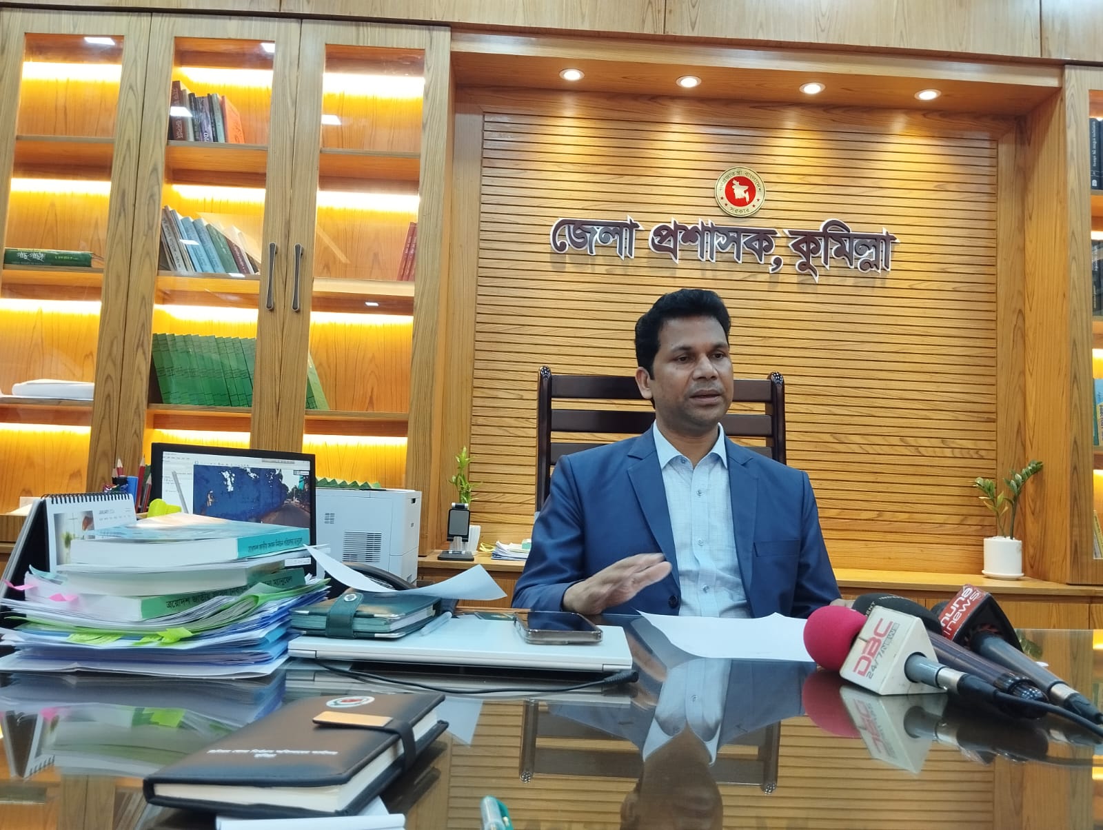 ১০ প্রার্থীর মনোনয়নপত্র প্রত্যাহার, প্রতীক বরাদ্দ আগামীকাল