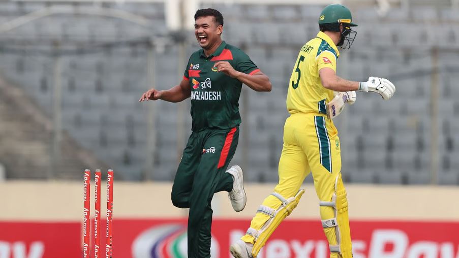 ইতিহাসের পাতায় নাম লেখালেন তাসকিন