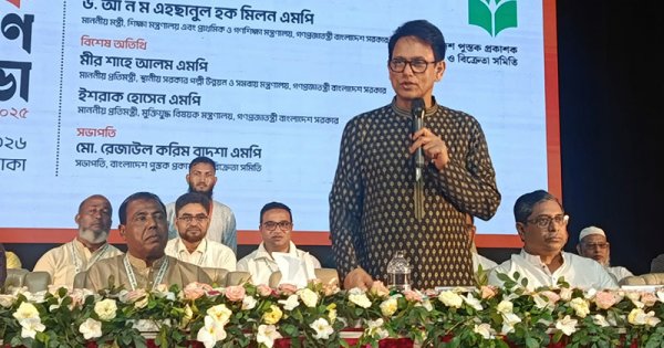 নোট-গাইড নয়, সহযোগী বই থাকবে: শিক্ষামন্ত্রী