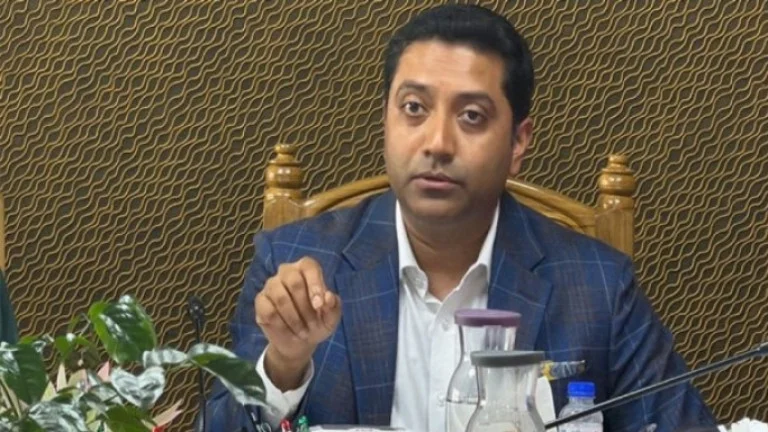 সনদনির্ভর ডিগ্রির অবসান ঘটিয়ে কর্মমুখী শিক্ষা নিশ্চিত করা হবে: ববি হাজ্জাজ
