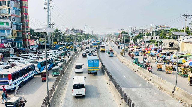 ঢাকা-চট্টগ্রাম মহাসড়কে নেই যানজটের ভোগান্তি