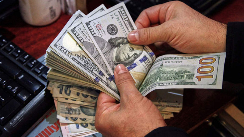 মধ্যপ্রাচ্য সংকটের প্রভাবে দেশে বেড়েছে ডলারের দাম