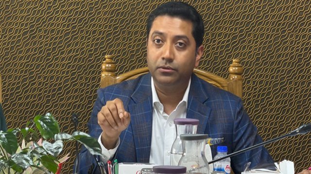 প্রাথমিক শিক্ষা অষ্টম শ্রেণি পর্যন্ত করা হবে: প্রতিমন্ত্রী