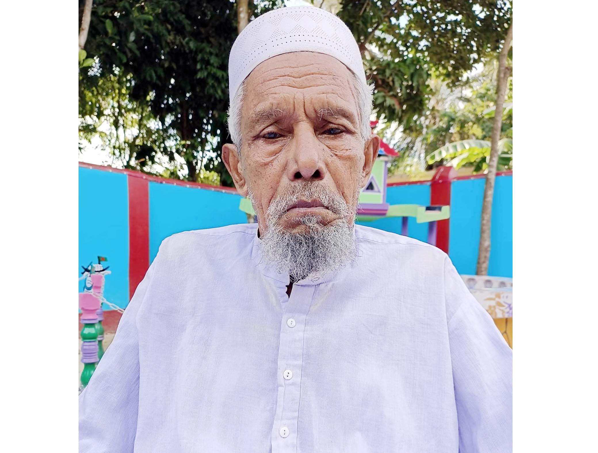 প্রবীণ রাজনৈতিকবিদ বীর মুক্তিযোদ্ধা  আব্দুর রশিদ কে  রাষ্ট্রীয় মর্যাদায় দাফন সম্পন্ন