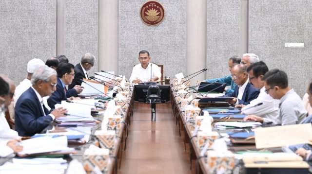 প্রশাসনে স্বচ্ছতা বজায় রাখার নির্দেশ প্রধানমন্ত্রীর