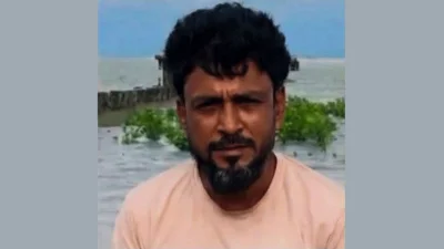 মেঘনায় ট্রলারডুবিতে নিহত তিন ভাইবোনের পর বাবার লাশ উদ্ধার