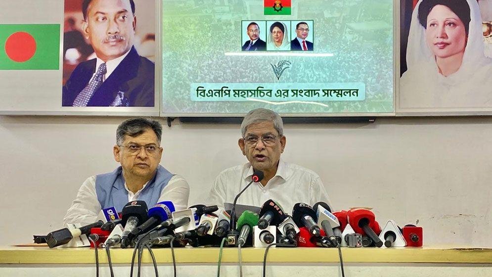 সুষ্ঠু নির্বাচনের মাধ্যমেই দেশে গণতন্ত্র ফিরবে: মির্জা ফখরুল