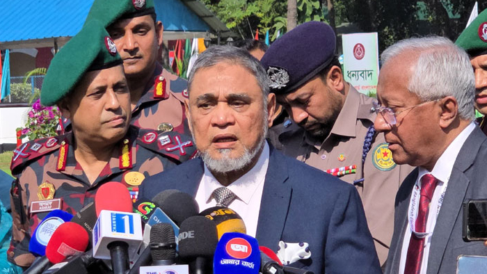 আইনশৃঙ্খলা পরিস্থিতি সন্তোষজনক নয়: সিইসি