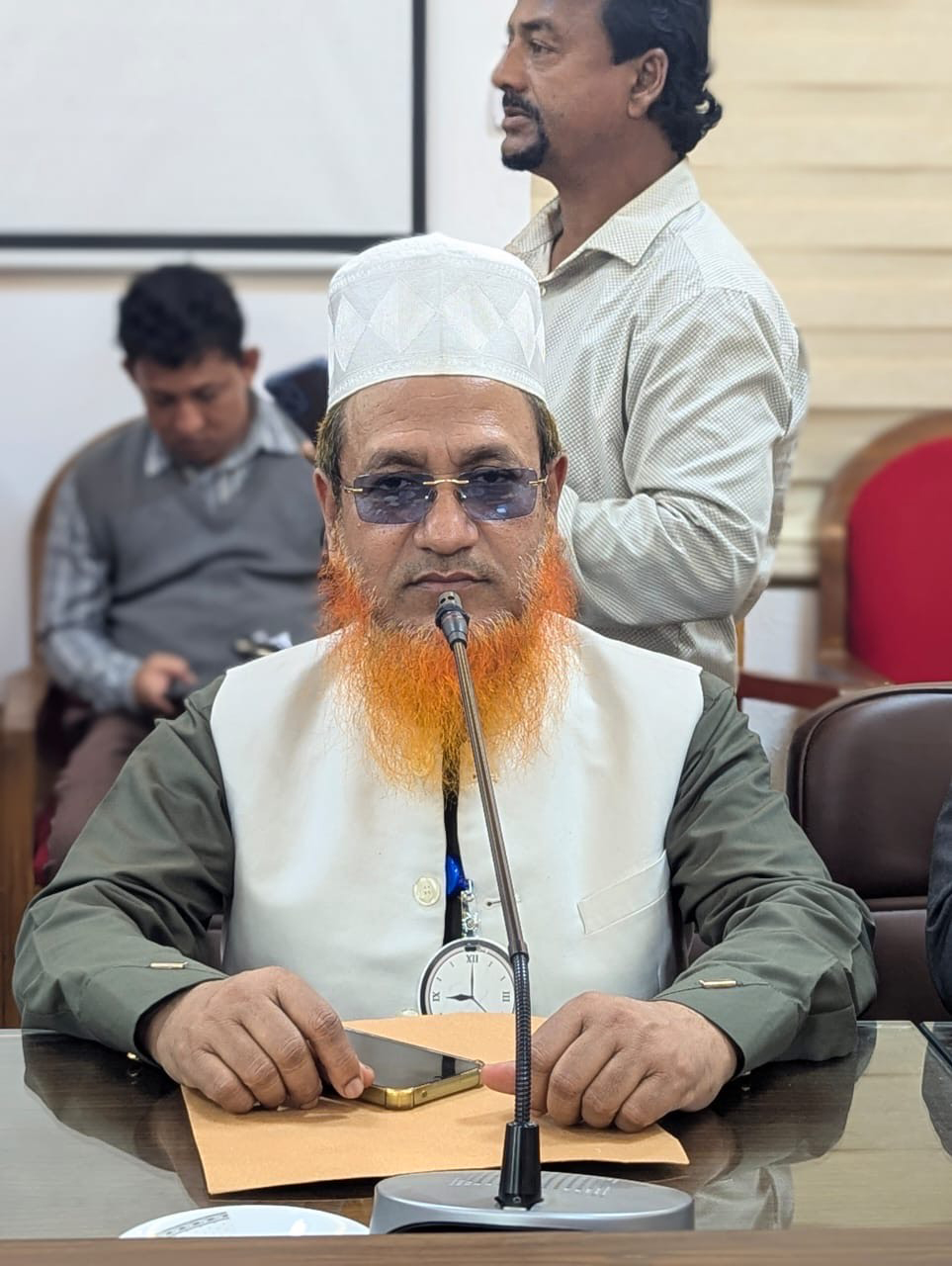 হাসনাতকে ‘আধা’ সমর্থন খেলাফত মজলিসের প্রার্থীর