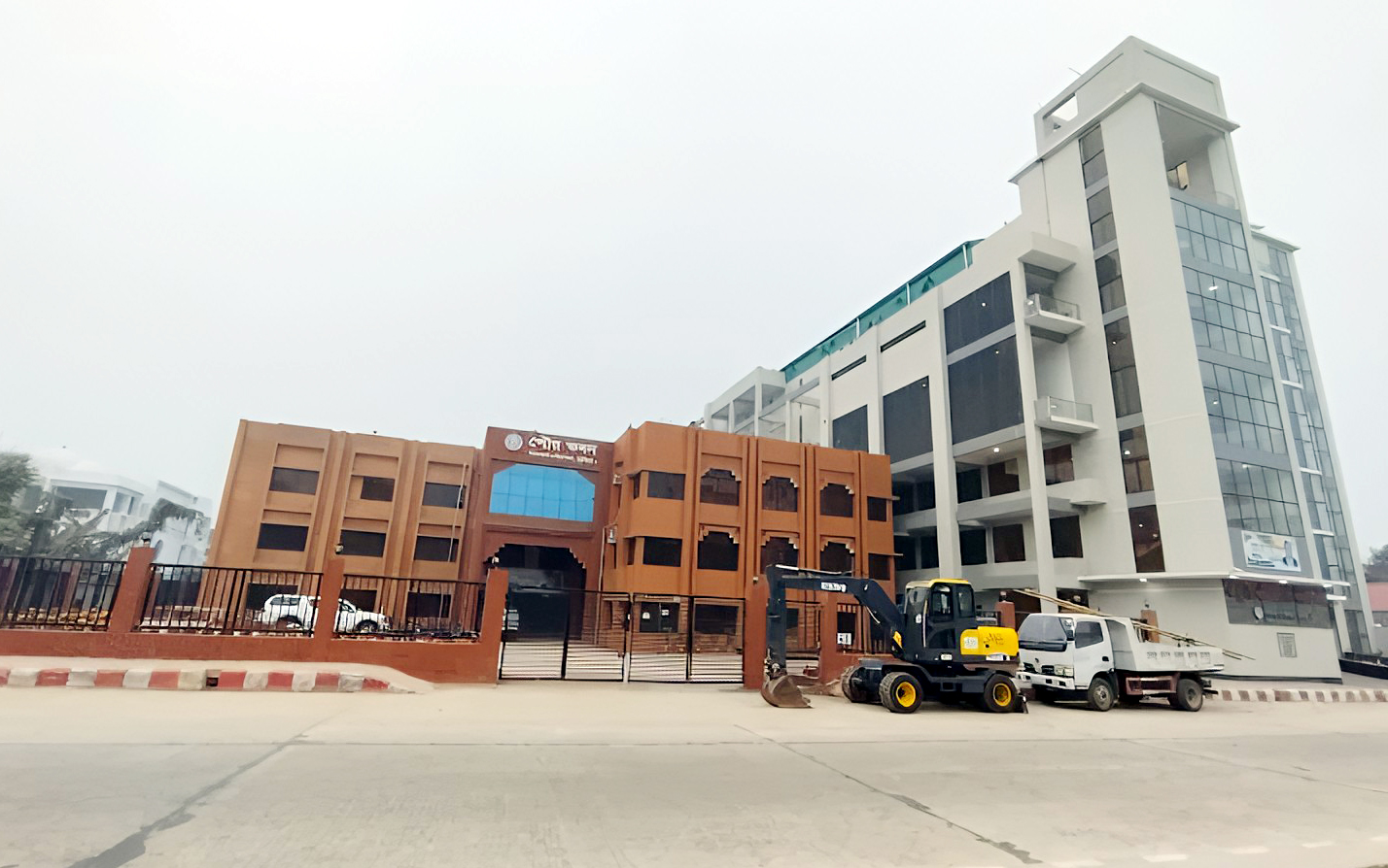 লাকসামে প্রথম শ্রেণির পৌরসভার ২৫ লাখ টাকা বিদ্যুৎ বিল বকেয়া