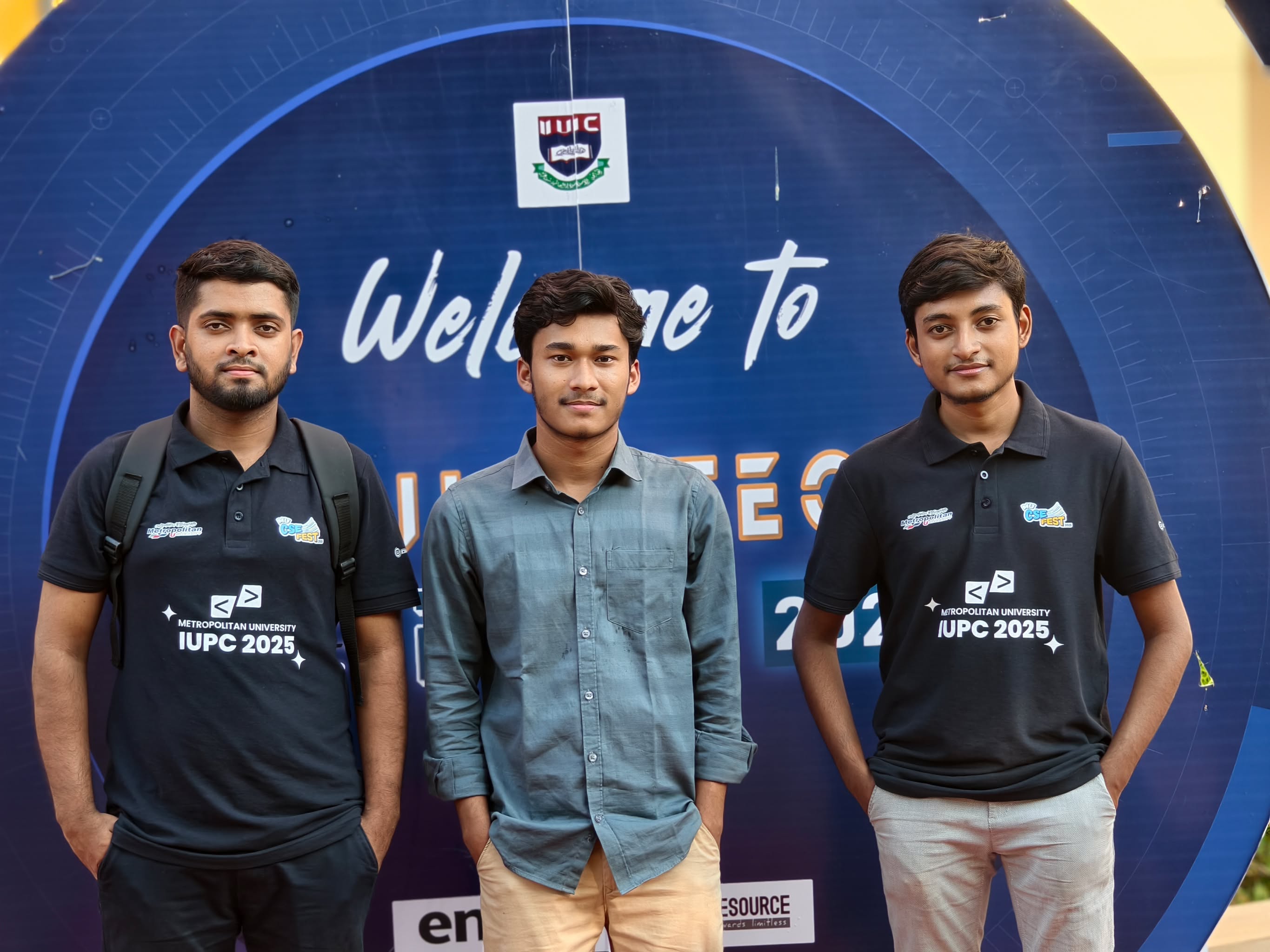 আন্তঃবিশ্ববিদ্যালয় প্রোগ্রামিং প্রতিযোগিতায় চ্যাম্পিয়ন কুমিল্লা বিশ্ববিদ্যালয়ের টিম রেইগনিট