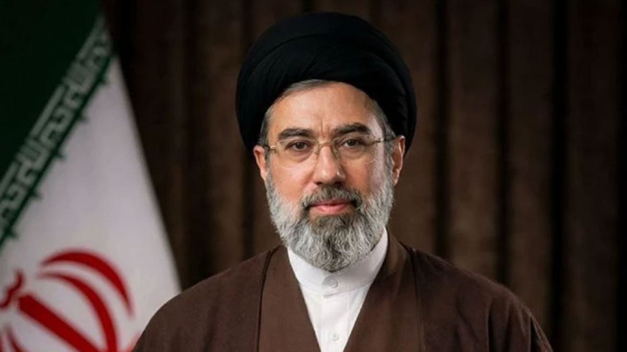 মোজতবা খামেনি প্রসঙ্গে নতুন বার্তা ইরানের