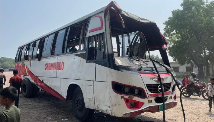 দৌলতদিয়া ফেরিঘাটে ডুবে যাওয়া সেই সৌহার্দ্য পরিবহনের রেজিস্ট্রেশন স্থগিত