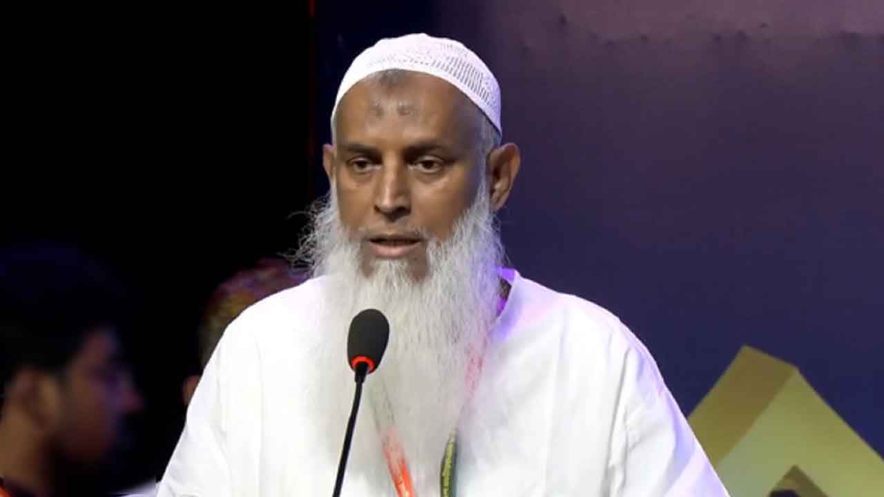 পবিত্র মক্কা-মদিনায় হামলাচেষ্টায় বিশ্ব মুসলিম ঐক্যবদ্ধ প্রতিরোধ গড়ে তুলবে : ধর্মমন্ত্রী