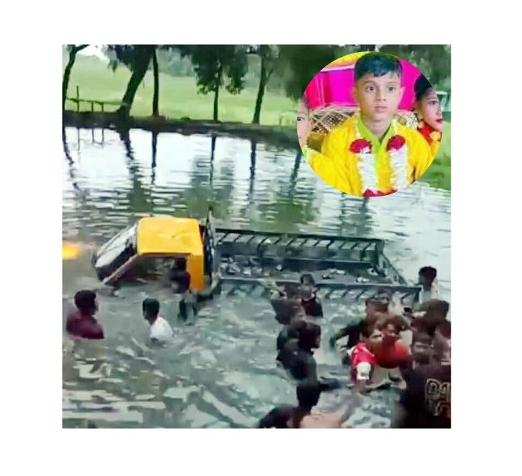বুড়িচংয়ে ফুটবল খেলা শেষে ফেরার পথে ট্রাক খাদে, স্কুলছাত্র নিহত