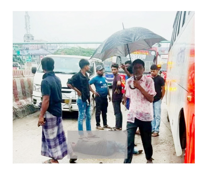 কুমিল্লায় এশিয়া বাসচাপায় সুপারভাইজার নিহত