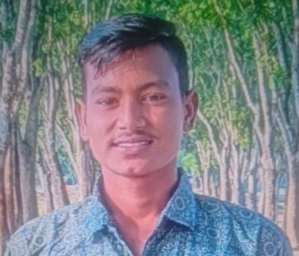 তিনজন বখাটে ডিবি পুলিশ পরিচয় দিয়ে নির্মাণ শ্রমিককে পিটিয়ে হত্যা