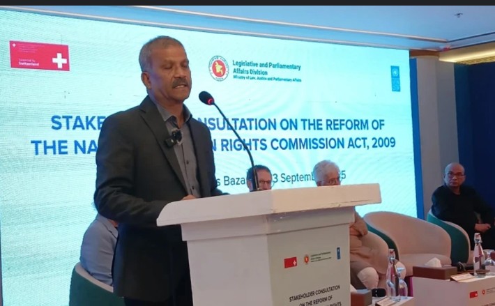 মানবাধিকার রক্ষায় মাইলফলক স্থাপন করতে চায় সরকার: আসিফ নজরুল