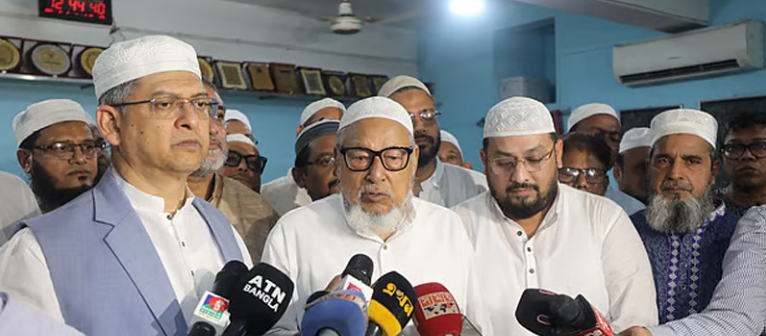 ফেব্রুয়ারিতে নির্বাচন হওয়ার পথে কোনো বাধা দেখছি না : নজরুল ইসলাম খান