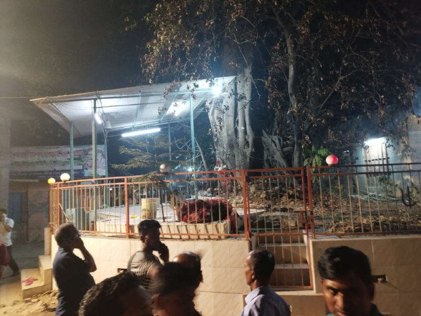 কুমিল্লায় মসজিদের সামনে ও মন্দিরে ককটেল বিস্ফোরণ