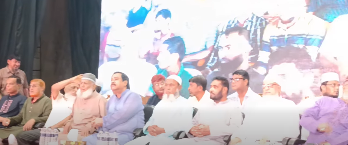 মুুক্তিযোদ্ধা, আইনজীবী, ব্যবসায়ী ও বিএনপির নেতাকর্মীদের নিয়ে সাবেক মেয়র  মনিরুল হক সাক্কুর উদ্যোগে জুলাই অভ্যুত্থান দিবস পালন