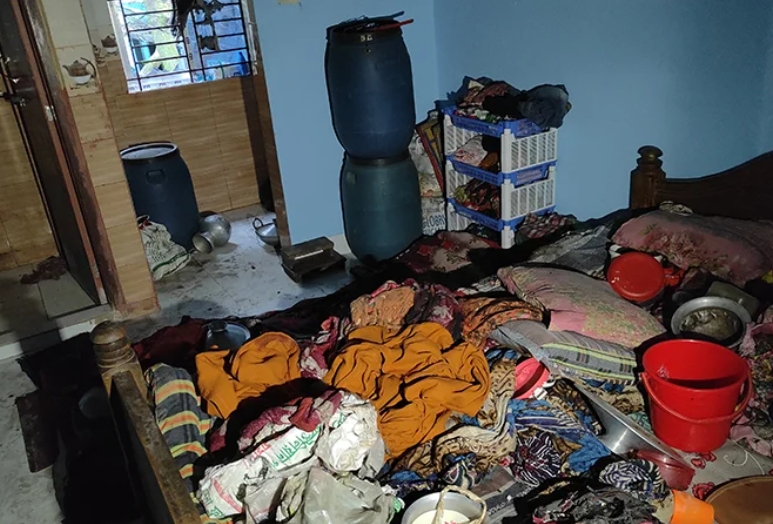 গ্যাস লিকেজে মোবাইল চার্জার বিস্ফোরণ, একই পরিবারের চারজন দগ্ধ