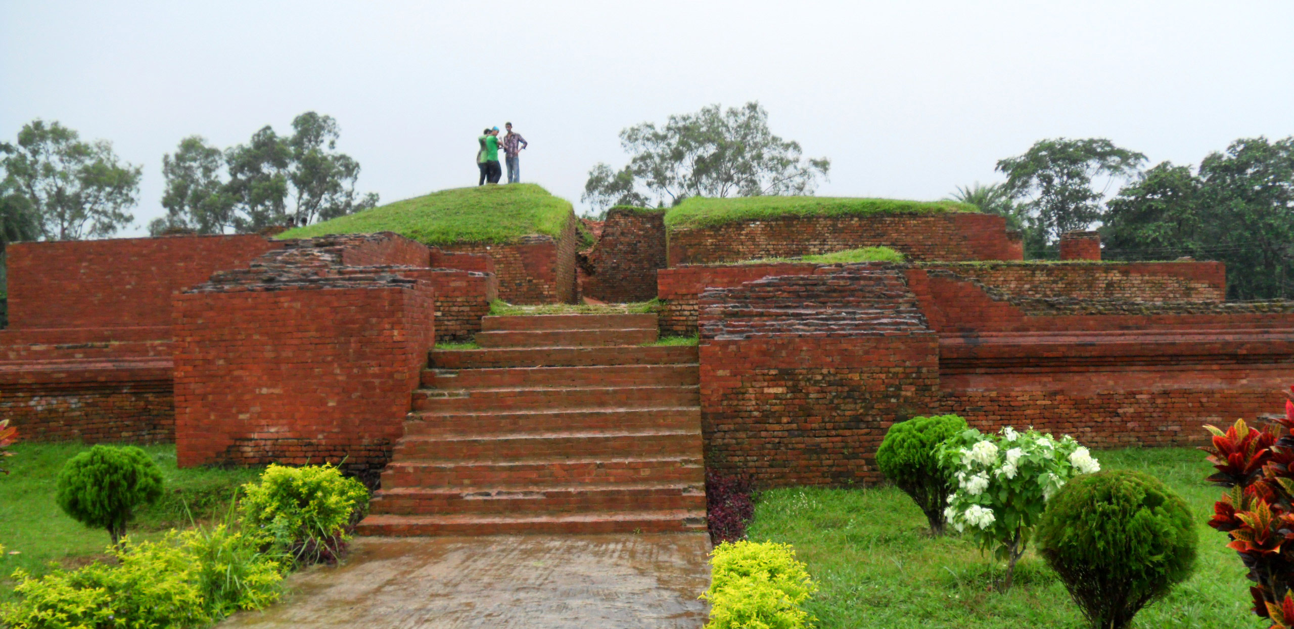 বিশ্ব পর্যটন দিবস আজ