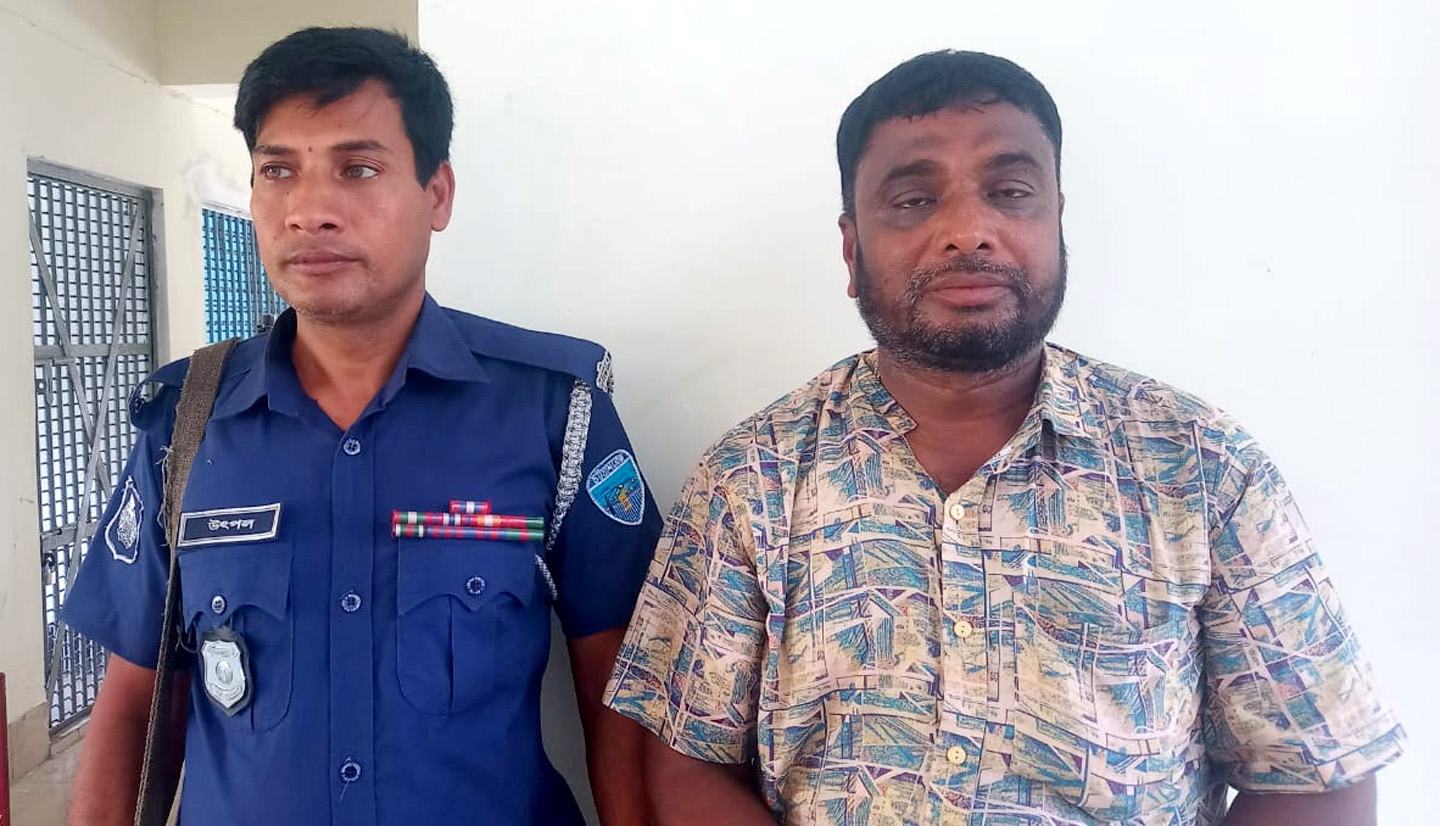 তিতাসের নারান্দিয়া ইউপি চেয়ারম্যান গ্রেপ্তার