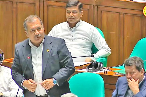 মোবাইল জার্নালিজমের নামে অনুমোদনহীন, অপেশাদার অনৈতিক কার্যক্রম সরকার সমর্থন করে না: সংসদে তথ্যমন্ত্রী