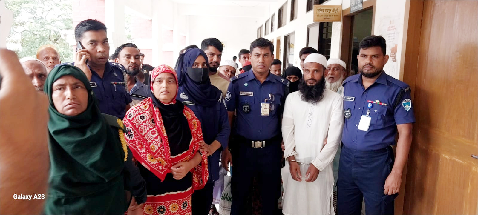 তিতাসে শিশু সায়মনকে হত্যার দায়ে একজনের মৃত্যুদণ্ড অপরজনের যাবজ্জীবন